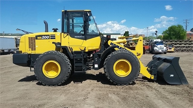 Cargadoras Sobre Ruedas Komatsu WA200 en buenas condiciones Ref.: 1496975092149690 No. 2