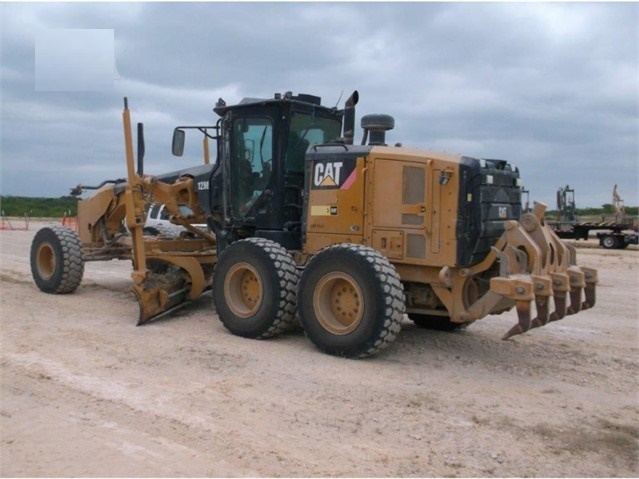 Motoconformadoras Caterpillar 12M2 seminueva en venta Ref.: 1497545740532866 No. 3