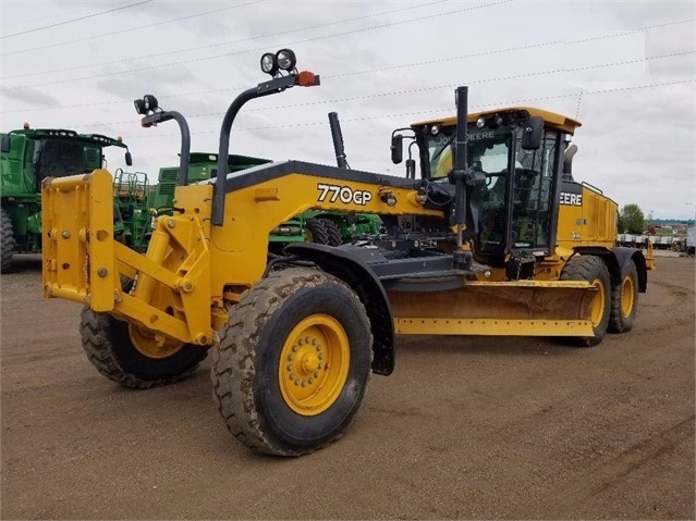 Motoconformadoras Deere 770GP