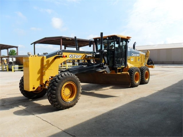 Motoconformadoras Deere 672G