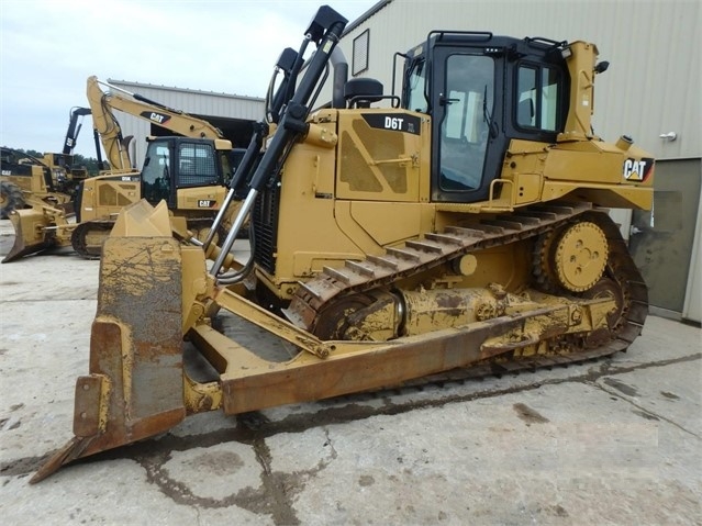 Tractores Sobre Orugas Caterpillar D6T