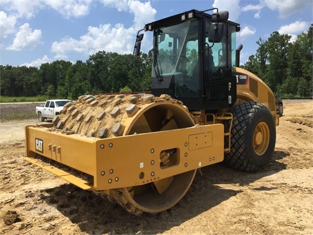 Compactadora Vibratoria Caterpillar CS66