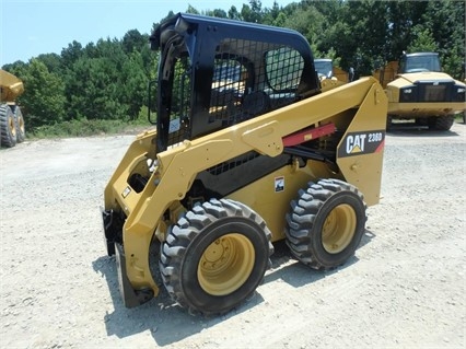 Minicargadores Caterpillar 236