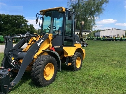 Cargadoras Sobre Ruedas Deere 244J