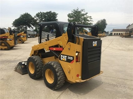 Minicargadores Caterpillar 242 usada a la venta Ref.: 1501536969281876 No. 3