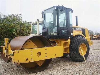 Compactadora Vibratoria Caterpillar CS-563D