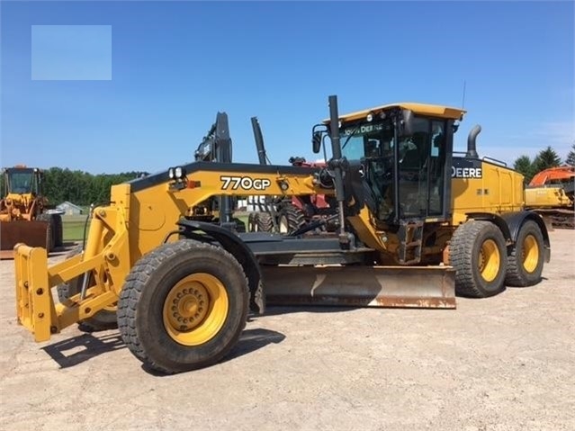 Motoconformadoras Deere 770GP