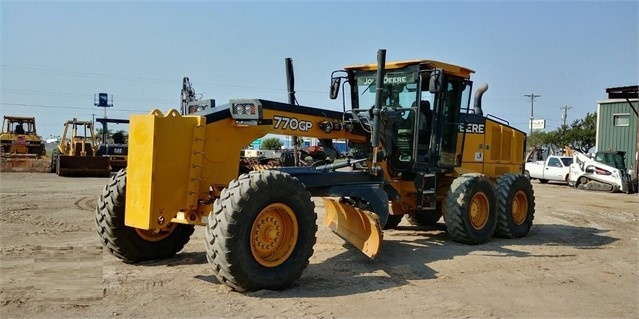 Motoconformadoras Deere 770GP seminueva en venta Ref.: 1504815766783004 No. 2