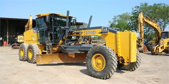 Motoconformadoras Deere 770GP seminueva en venta Ref.: 1504815766783004 No. 3