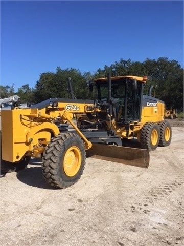 Motoconformadoras Deere 672G