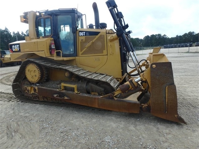 Tractores Sobre Orugas Caterpillar D6T