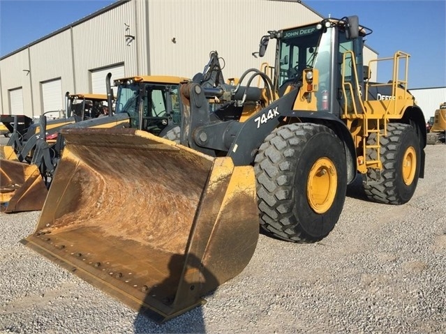 Wheel Loaders Deere 744K