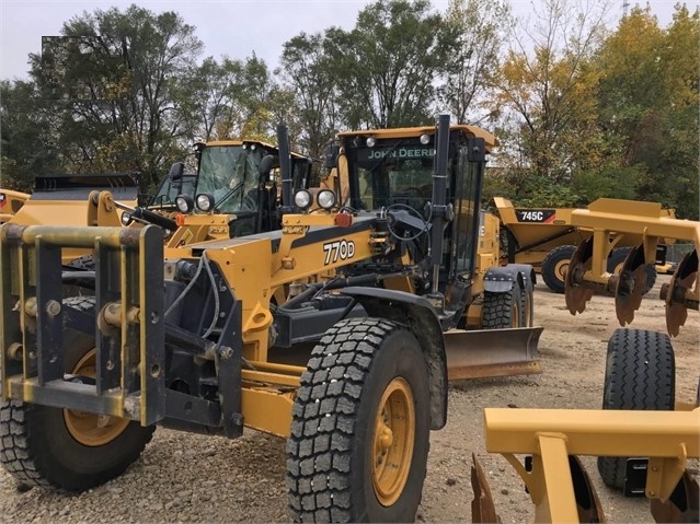 Motoconformadoras Deere 770D