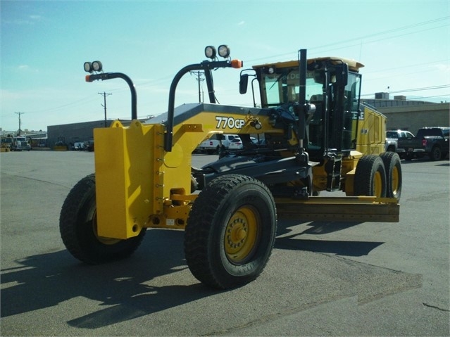 Motoconformadoras Deere 770GP