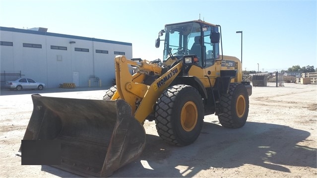 Cargadoras Sobre Ruedas Komatsu WA270