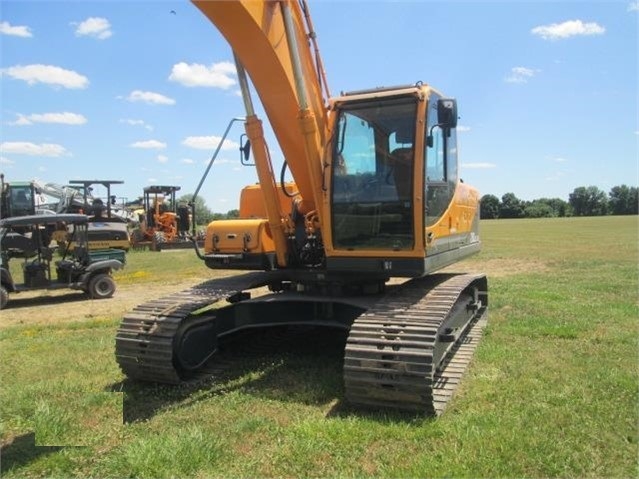 Excavadoras Hidraulicas Hyundai ROBEX 210 LC de medio uso en vent Ref.: 1513448770130861 No. 2