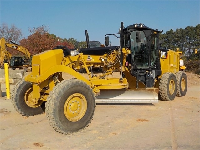 Motoconformadoras Caterpillar 12M