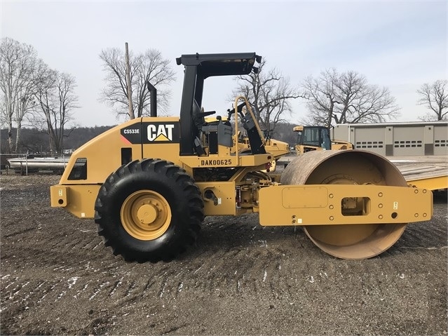 Vibratory Compactors Caterpillar CS-533E