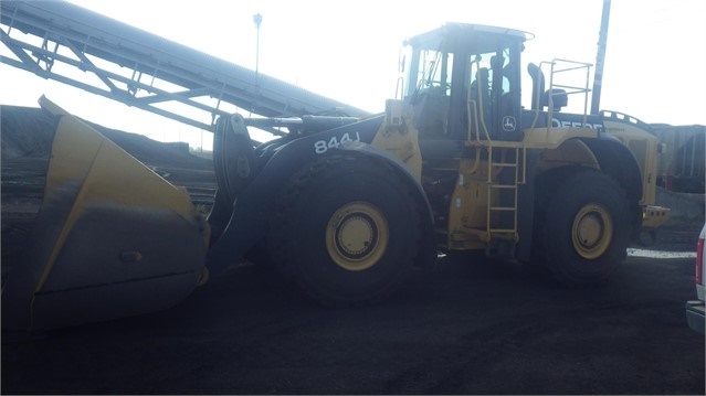 Cargadoras Sobre Ruedas Deere 844J de medio uso en venta Ref.: 1518668890769243 No. 2