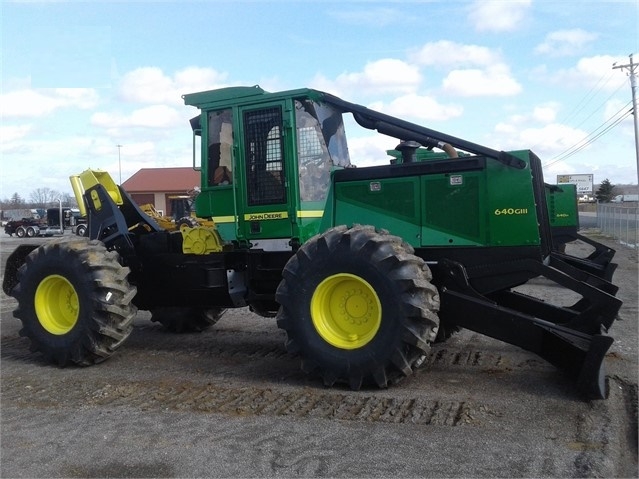 Forestales Maquinas Deere 640G