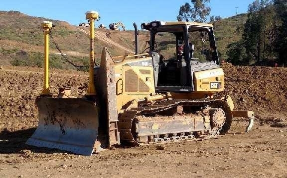 Dozers/tracks Caterpillar D4K
