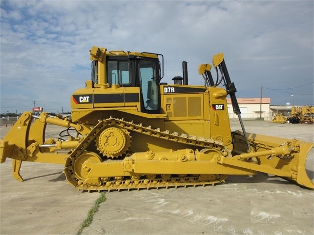 Tractores Sobre Orugas Caterpillar D7R de bajo costo Ref.: 1520442697222825 No. 4