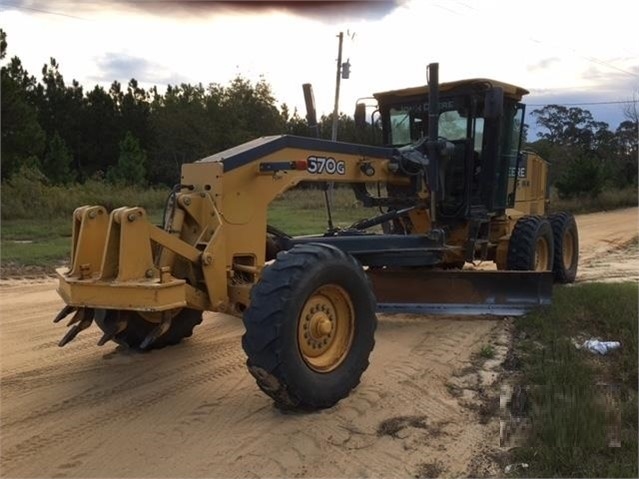 Motoconformadoras Deere 670G