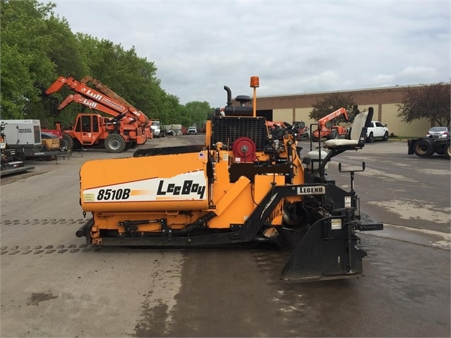 Pavers Leeboy 8510