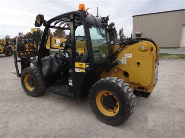 Manipulador Telescopico Caterpillar TH255C de segunda mano a la v Ref.: 1523309082738436 No. 3