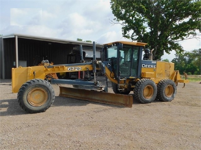 Motoconformadoras Deere 672D