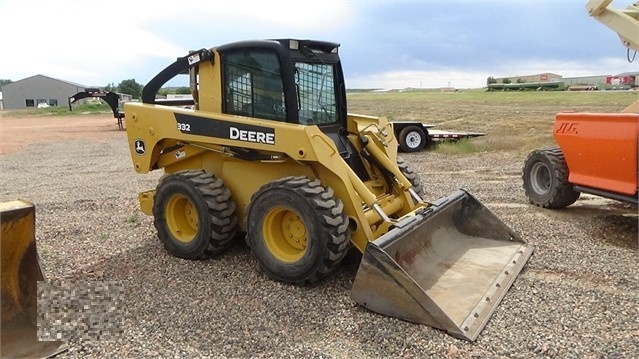 Minicargadores Deere 332