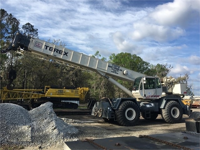 Gruas Terex RT555