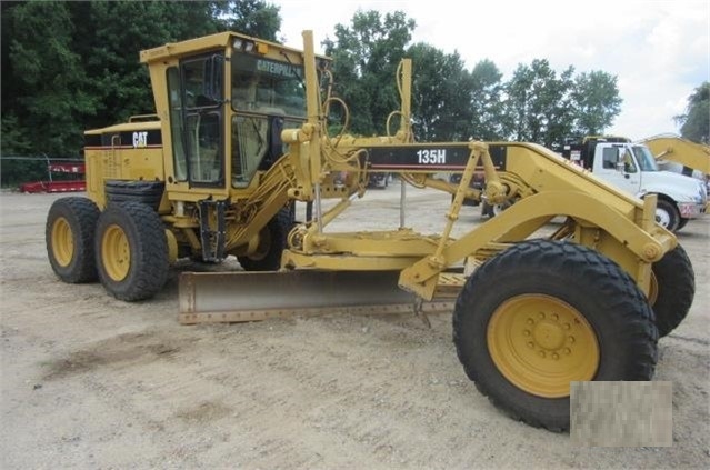 Motoconformadoras Caterpillar 135H importada en buenas condicione Ref.: 1530130915691986 No. 4