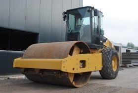 Compactadora Vibratoria Caterpillar CS56