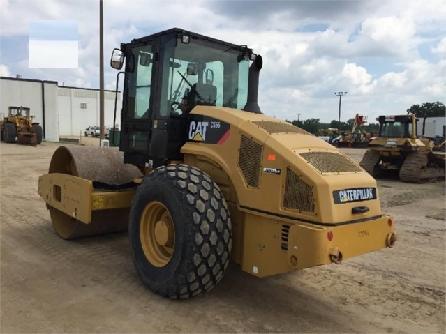 Compactadora Vibratoria Caterpillar CS56 de importacion a la vent Ref.: 1532471544907144 No. 2