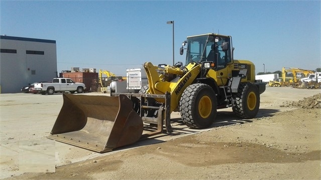 Cargadoras Sobre Ruedas Komatsu WA320