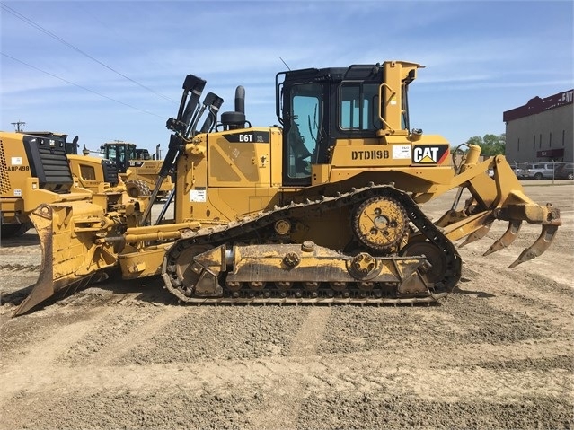 Tractores Sobre Orugas Caterpillar D6T