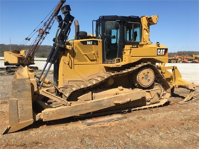 Tractores Sobre Orugas Caterpillar D6T