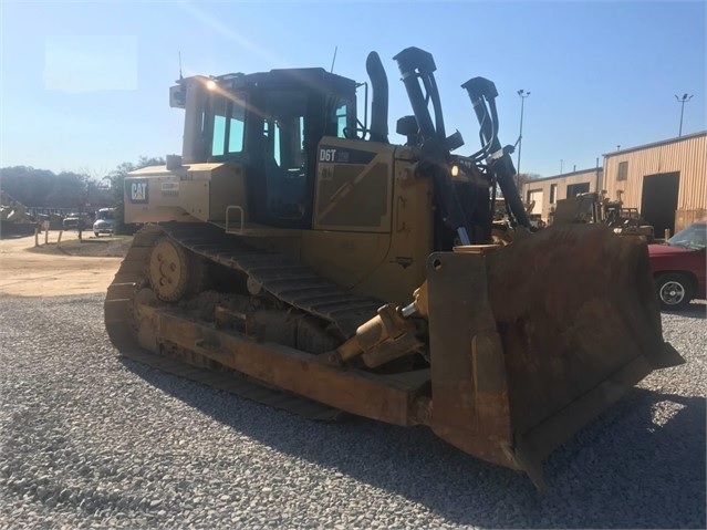 Dozers/tracks Caterpillar D6T