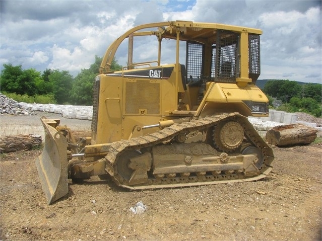 Tractores Sobre Orugas Caterpillar D5N seminueva en venta Ref.: 1534785022428686 No. 2