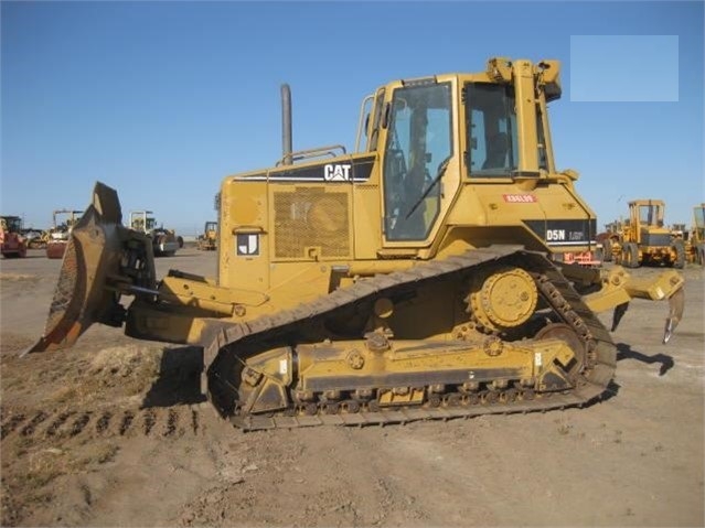 Tractores Sobre Orugas Caterpillar D5N de segunda mano en venta Ref.: 1534795003684412 No. 4
