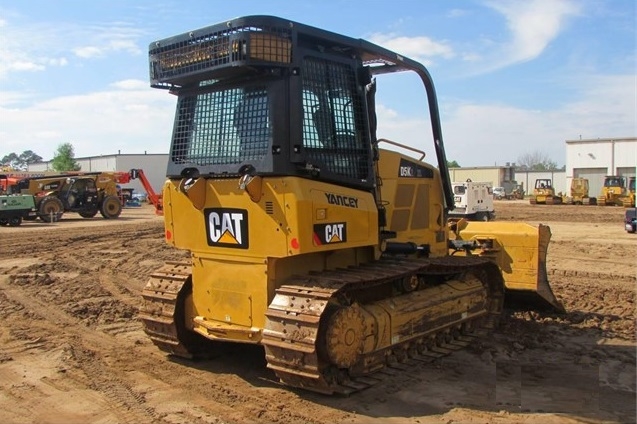 Tractores Sobre Orugas Caterpillar D5K usada a la venta Ref.: 1534965310629418 No. 4