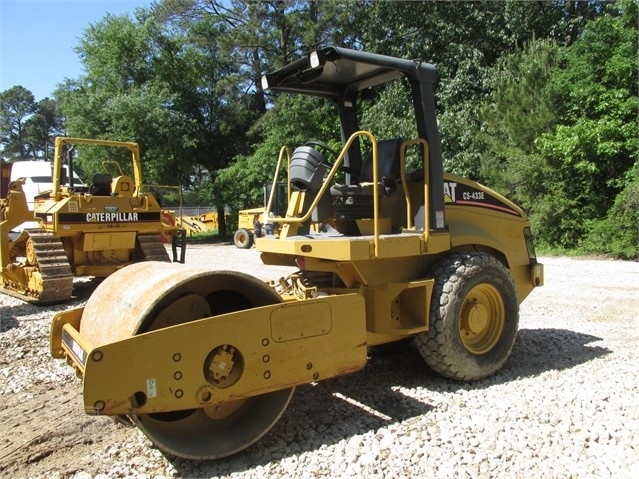 Compactadora Vibratoria Caterpillar CS-433C