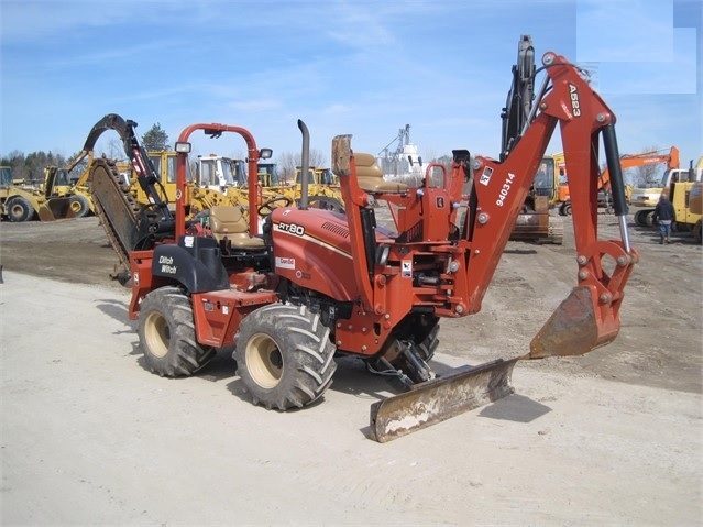 Zanjadora Ditch Witch RT80