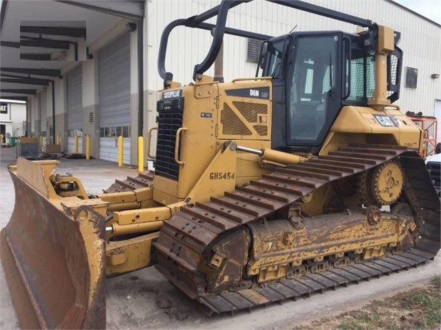 Tractores Sobre Orugas Caterpillar D6N en venta Ref.: 1542055075155498 No. 2