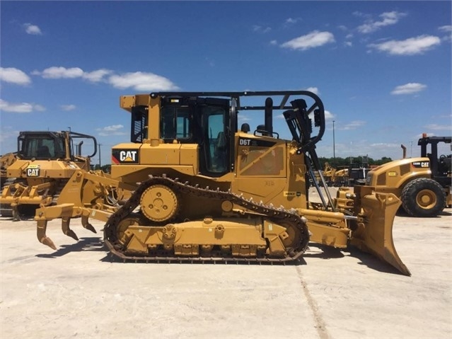 Tractores Sobre Orugas Caterpillar D6T