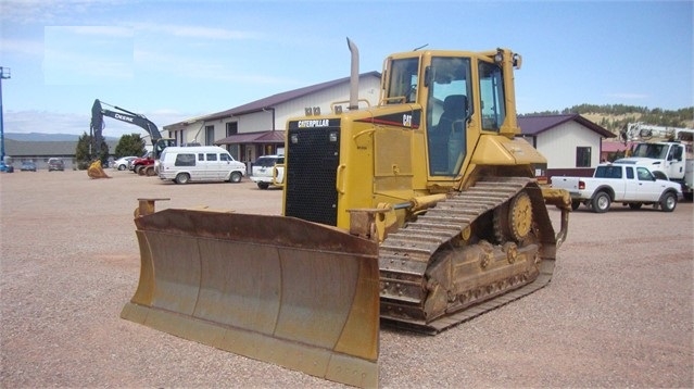 Tractores Sobre Orugas Caterpillar D6N en venta Ref.: 1542306349147287 No. 2