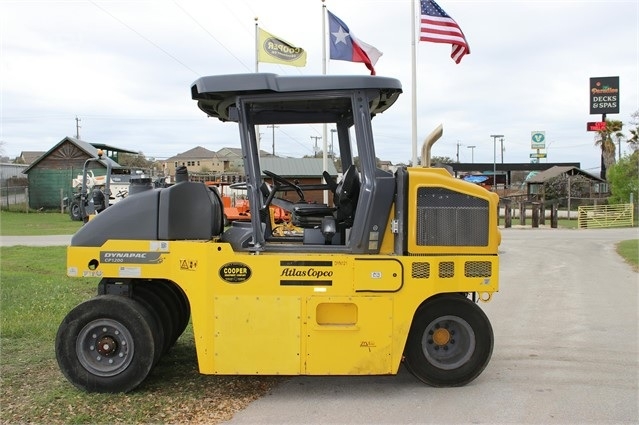 Compactadora Con Llantas Dynapac CP1200