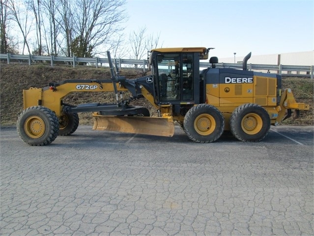 Motoconformadoras Deere 672G en optimas condiciones Ref.: 1544122081013560 No. 2