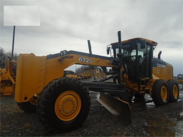 Motoconformadoras Deere 672G